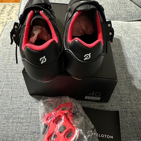 PELOTON CYCLE SHOES **BRAND NEW** - Picture 6 of 8